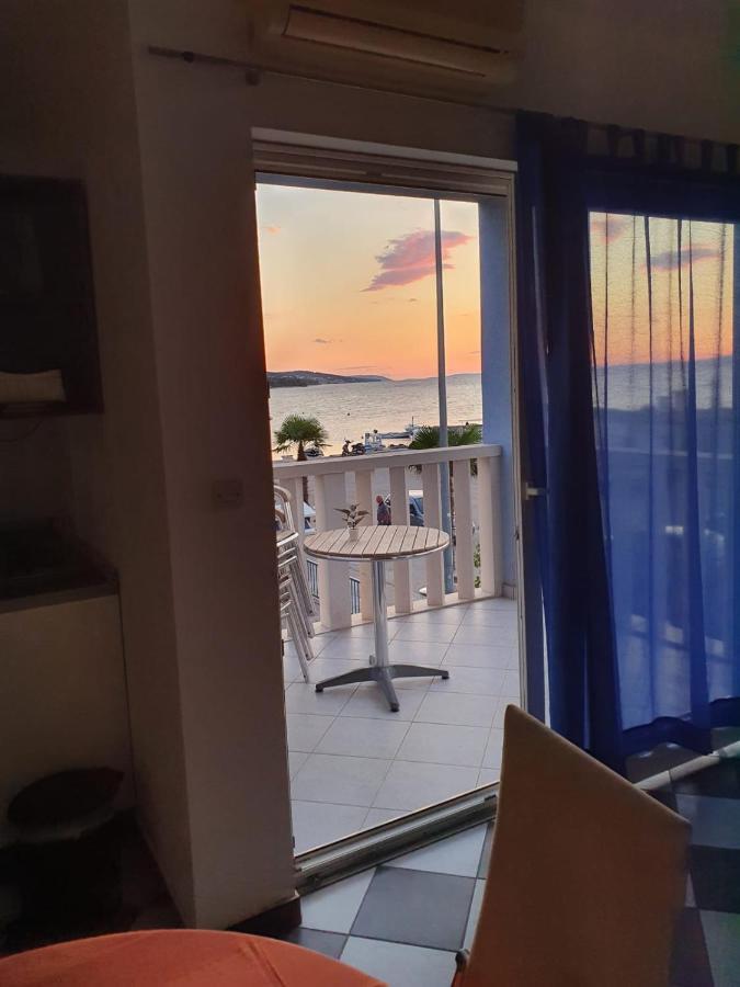 Aparthotel Marina Gromela Mirca  Bagian luar foto
