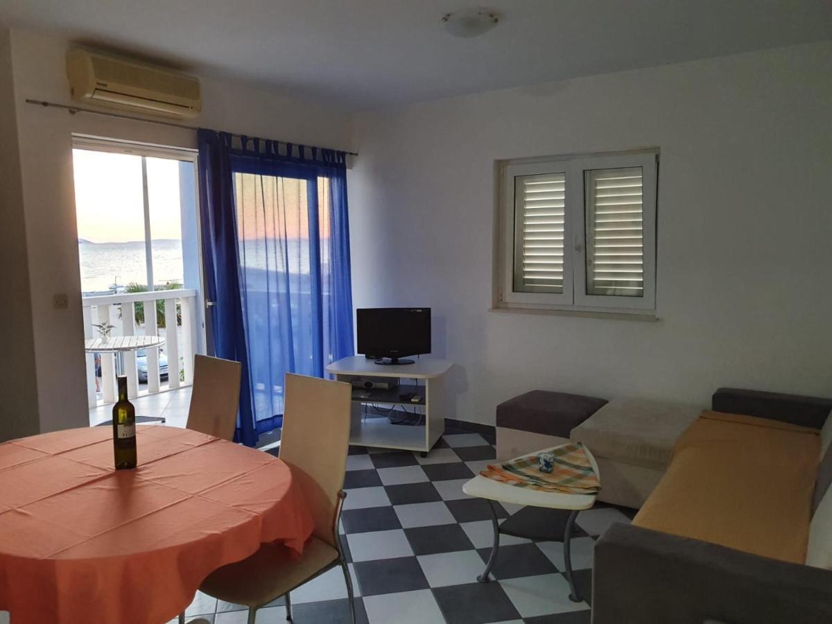 Aparthotel Marina Gromela Mirca  Bagian luar foto